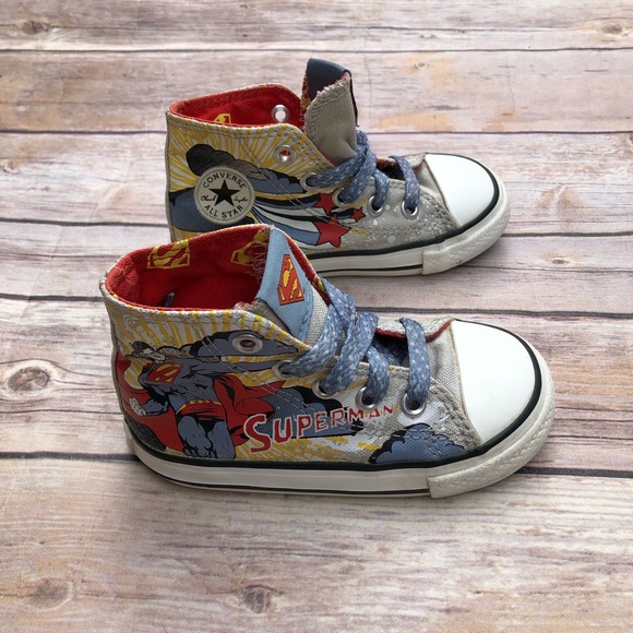 baby superman converse